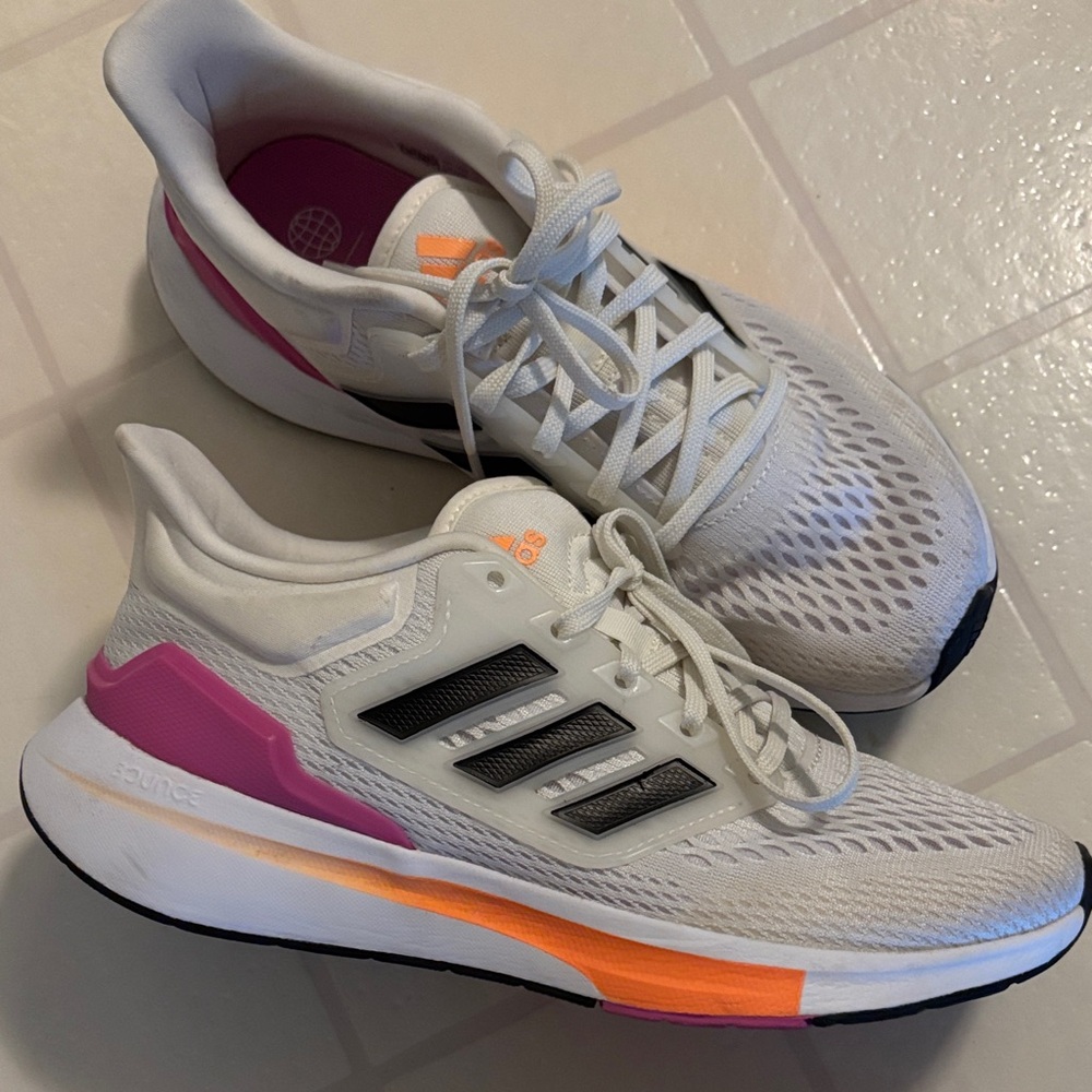Adidas Women's White and Purple Sneakers